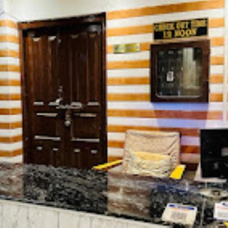 Hotel Nilamber By Grb Lumding Extérieur photo